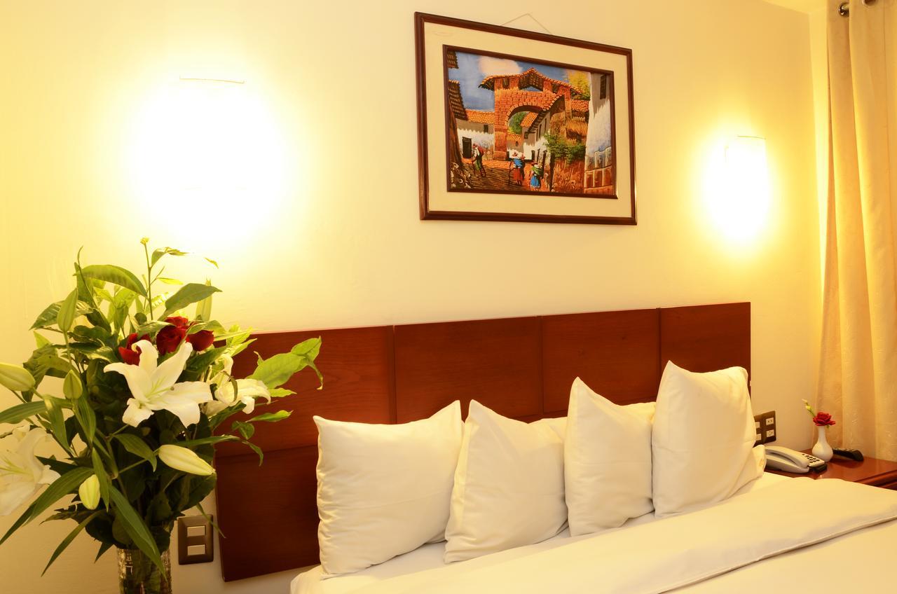Golden Inca 3*